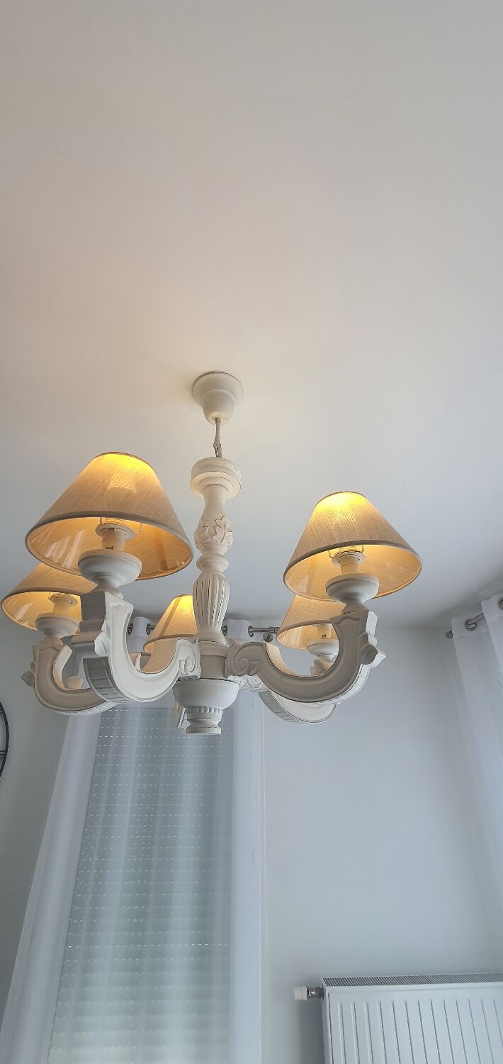 White wooden chandelier 5 branches