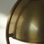 Lampe de table en laiton design Florian Schulz, années 1970.