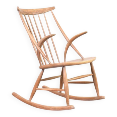 Chaise berçante en chêne du milieu du siècle par Illum Wikkelsø pour Niels Eilersen, années 1950.