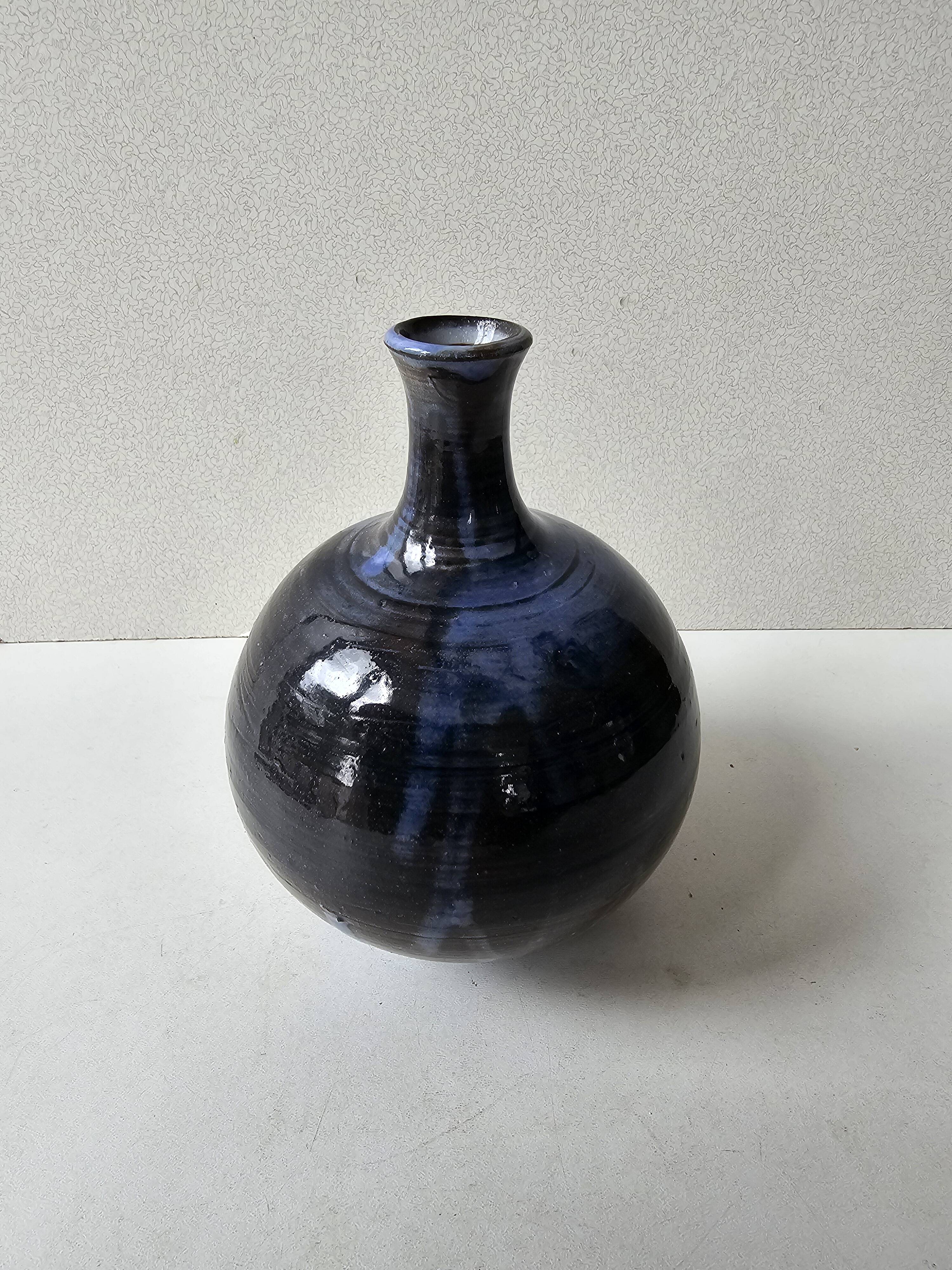 Blue glazed ceramic soliflore ball vase signed (Signature to be identified)
