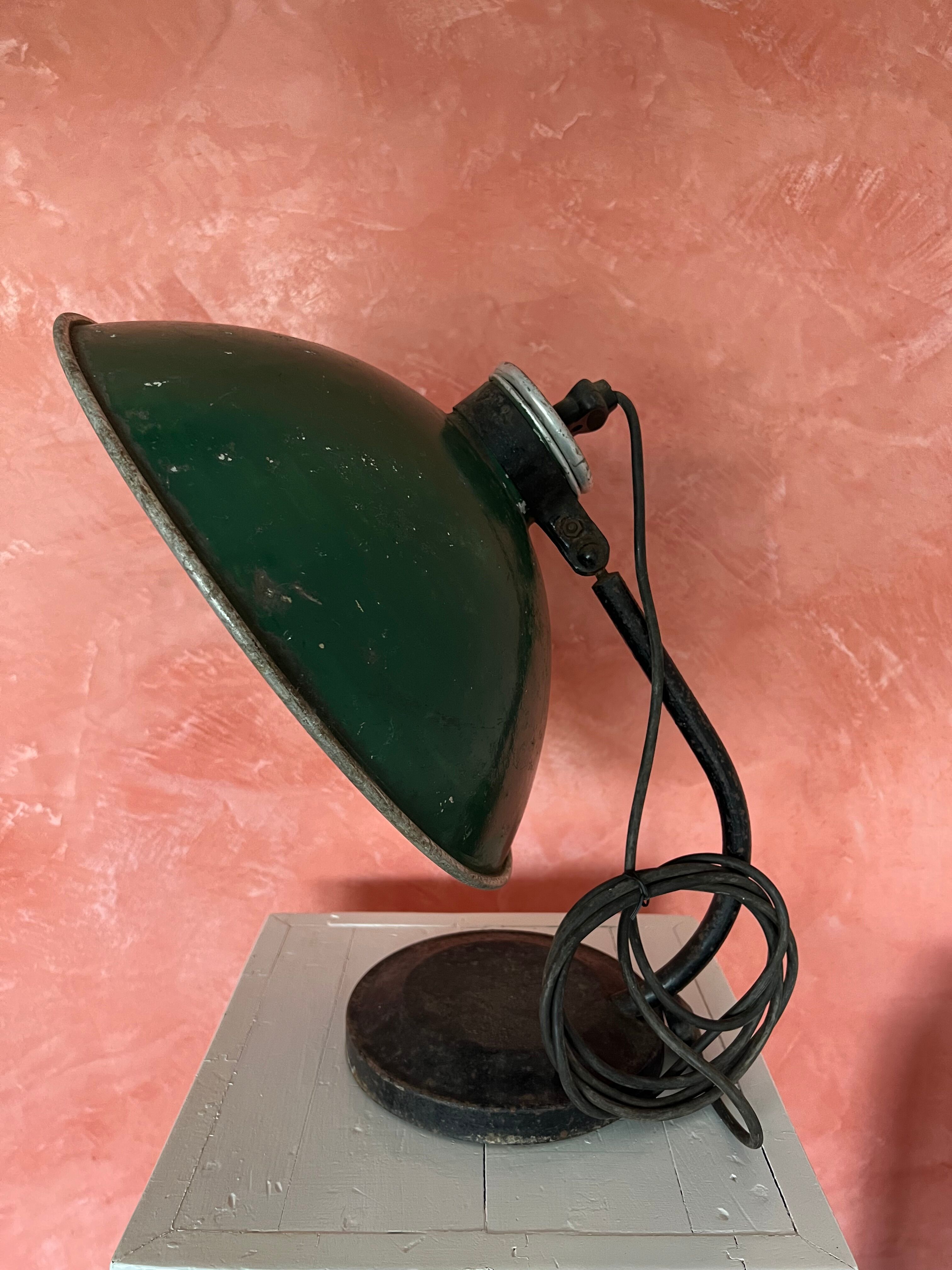 Industrial lamp