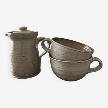 stoneware teapot and cups