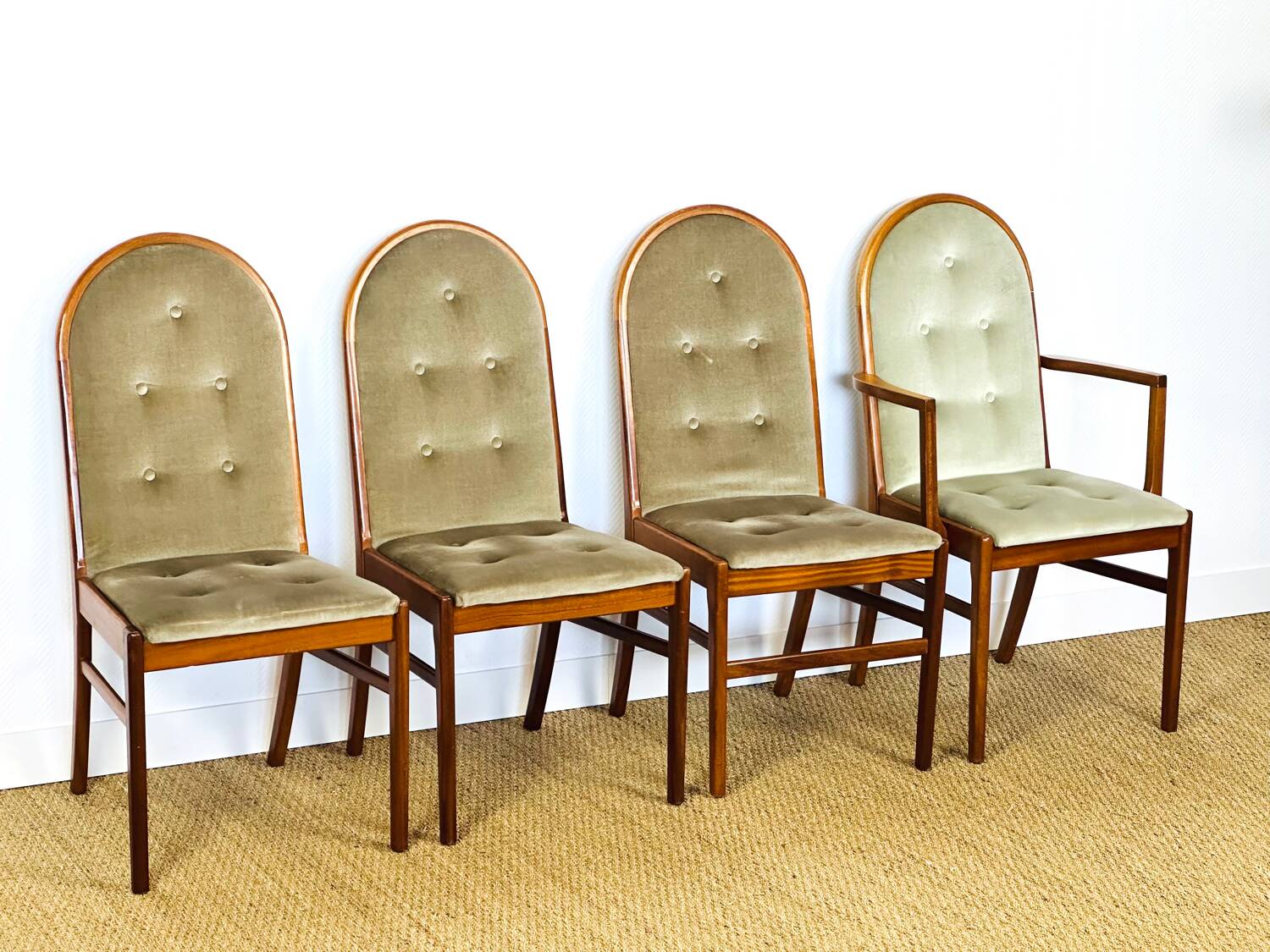 4 vintage chairs from the 1960s