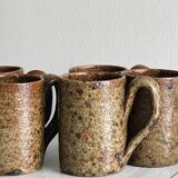 5 mugs en grès pyrite