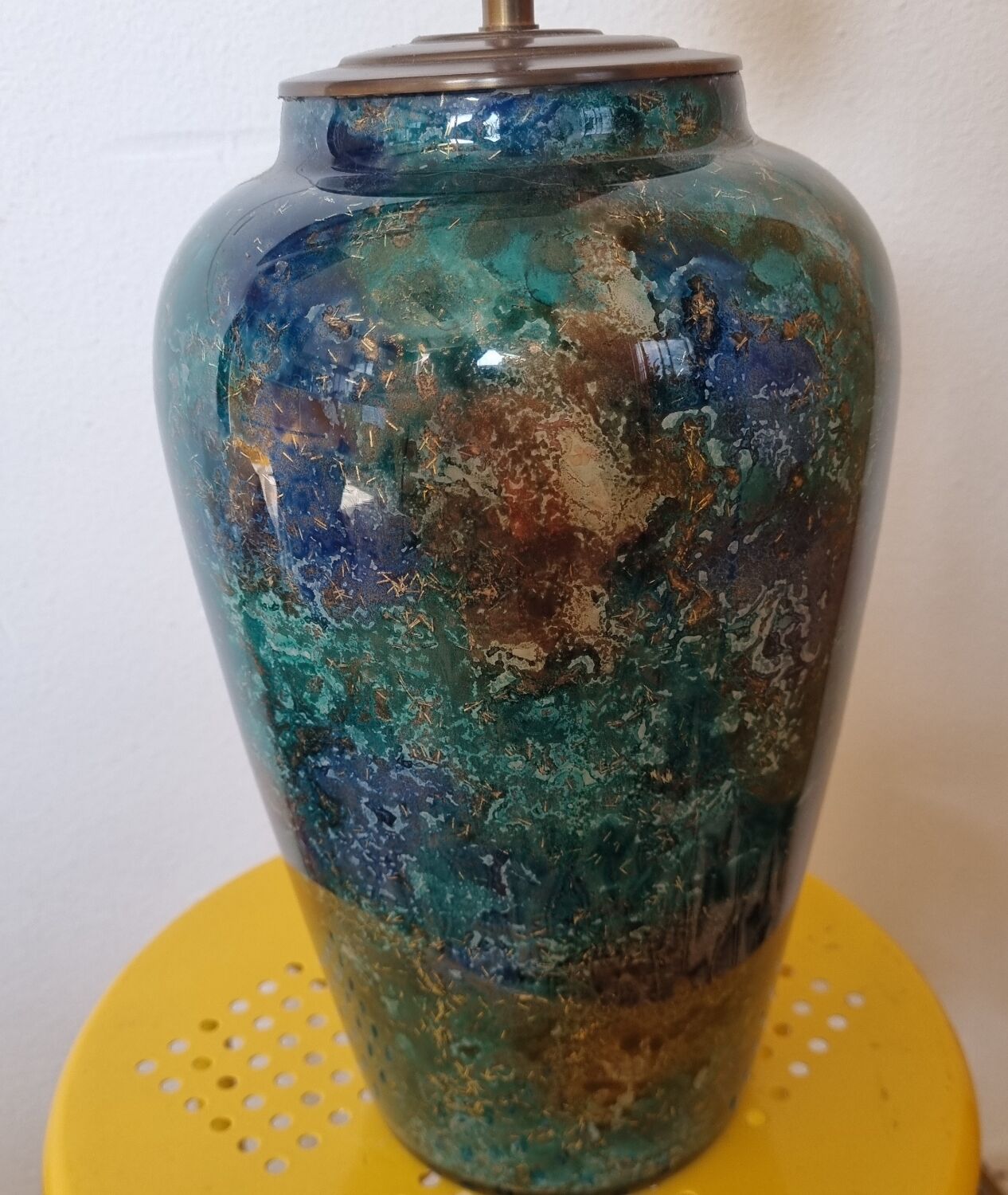 Glass lamp base with eglomisé finish by Laque Line 41cm