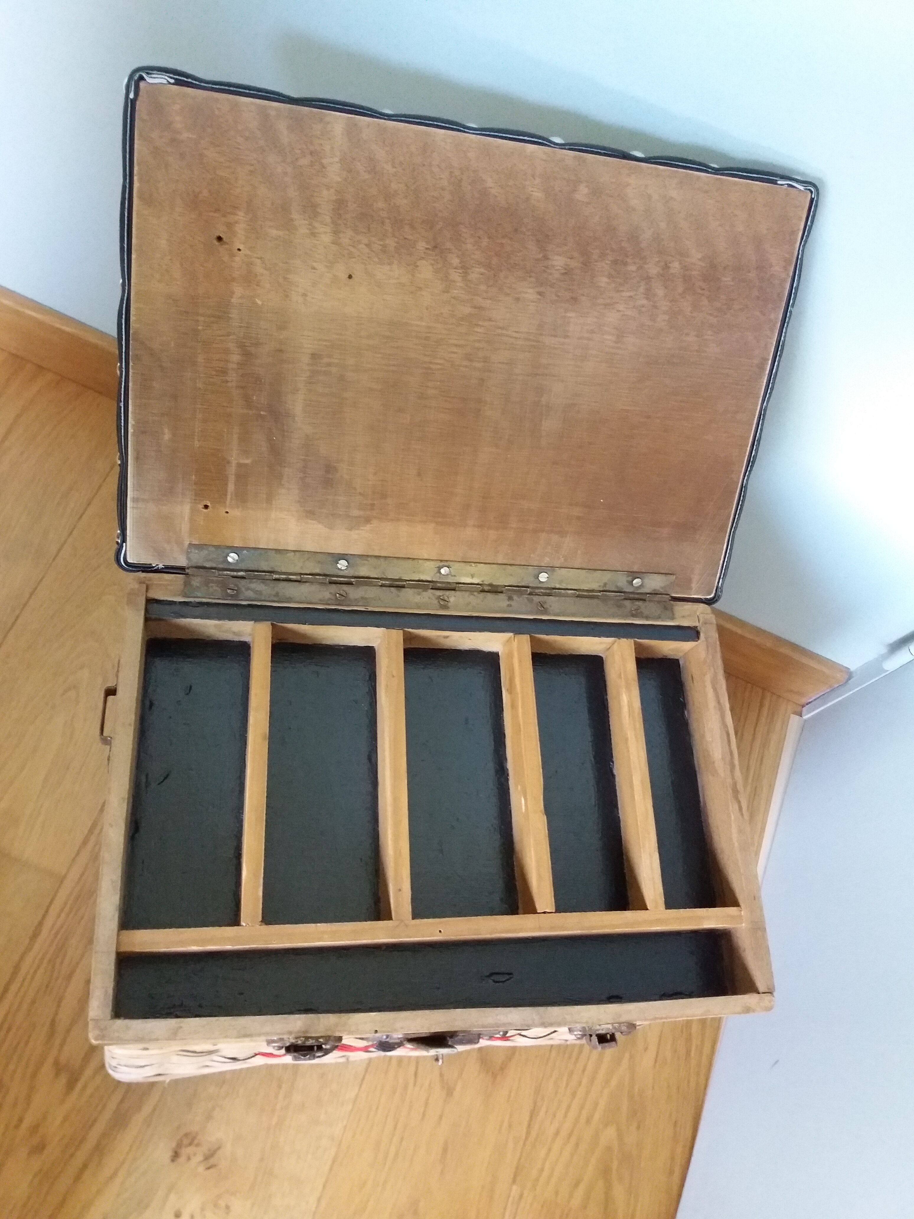 Fishing storage chest wicker fisherman's stool