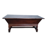 18th century Maie table in walnut