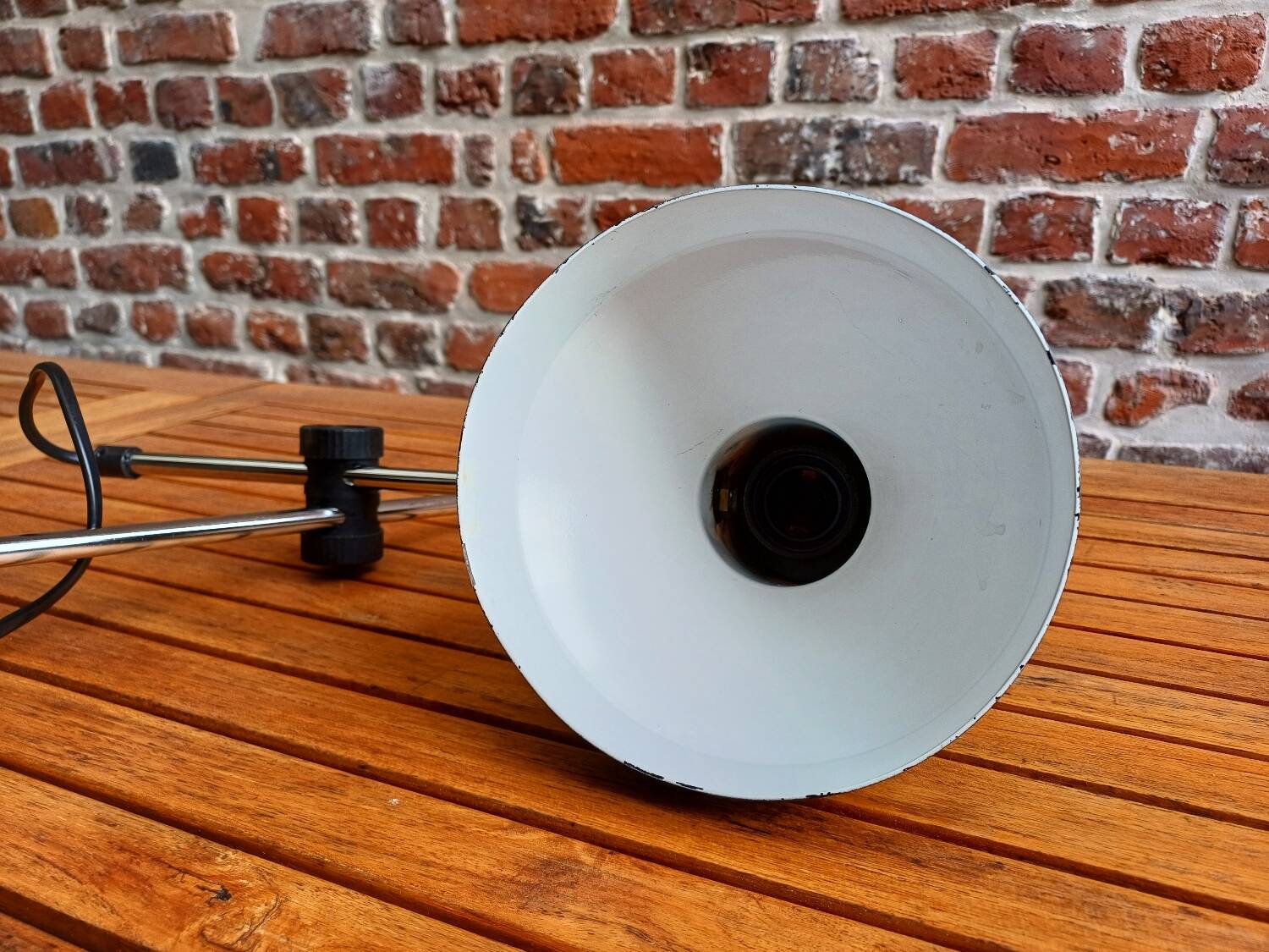 80's black pendulum lamp