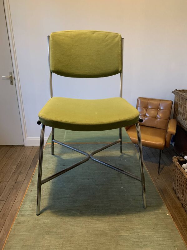 5 chaises 1 fauteuil 1970  structure chrome assise tissu vert style indus