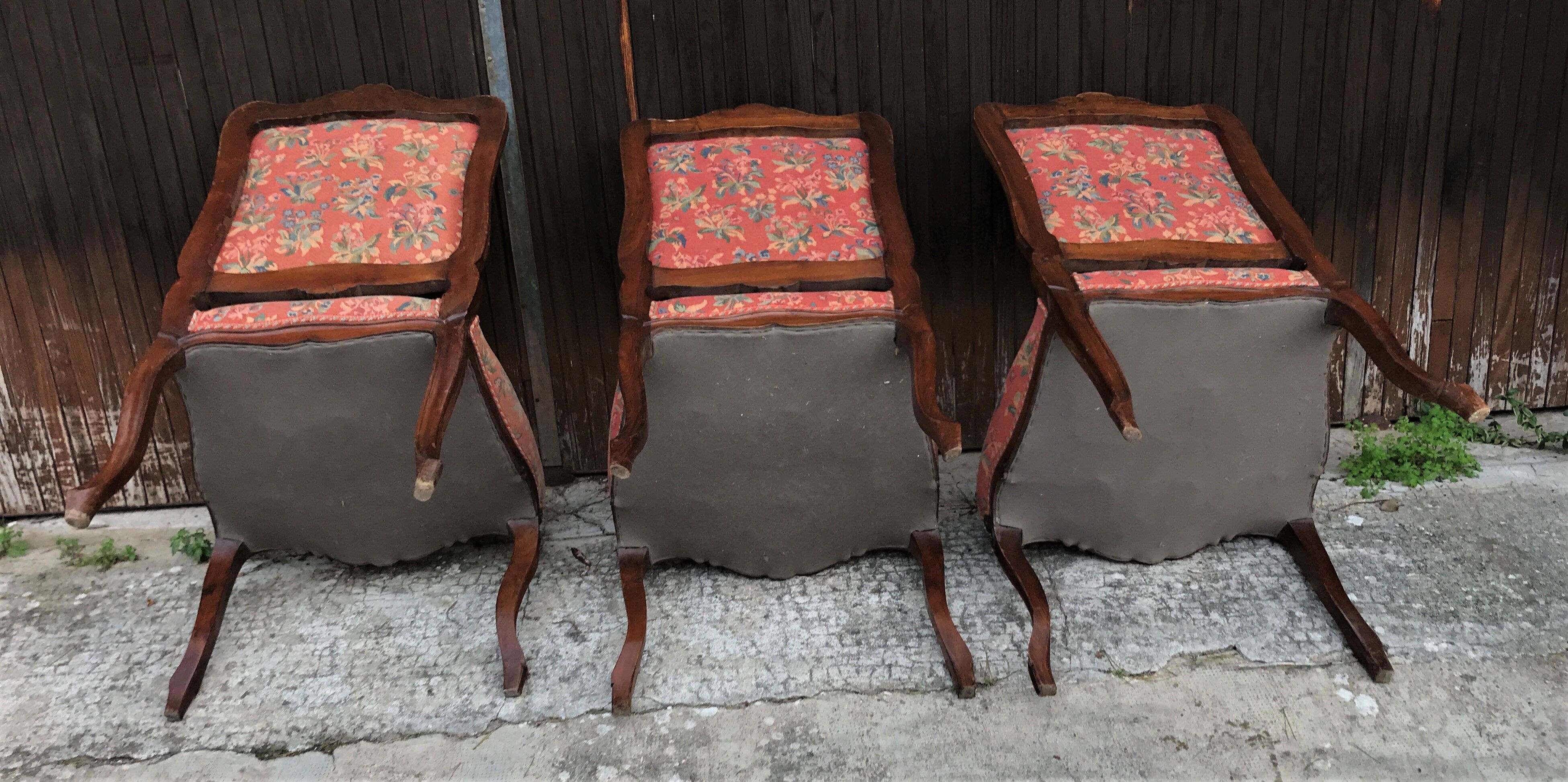Lot of 3 Louis XV style chairs