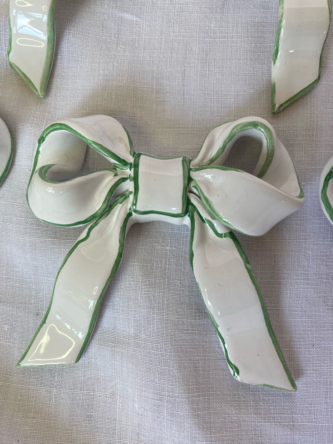 Earthenware knife holders knots
