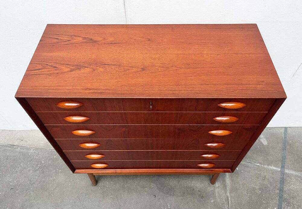 Danish commode model 314 in teak by Johannes Sorth for Nexø Møbelfabrik, 1960s.