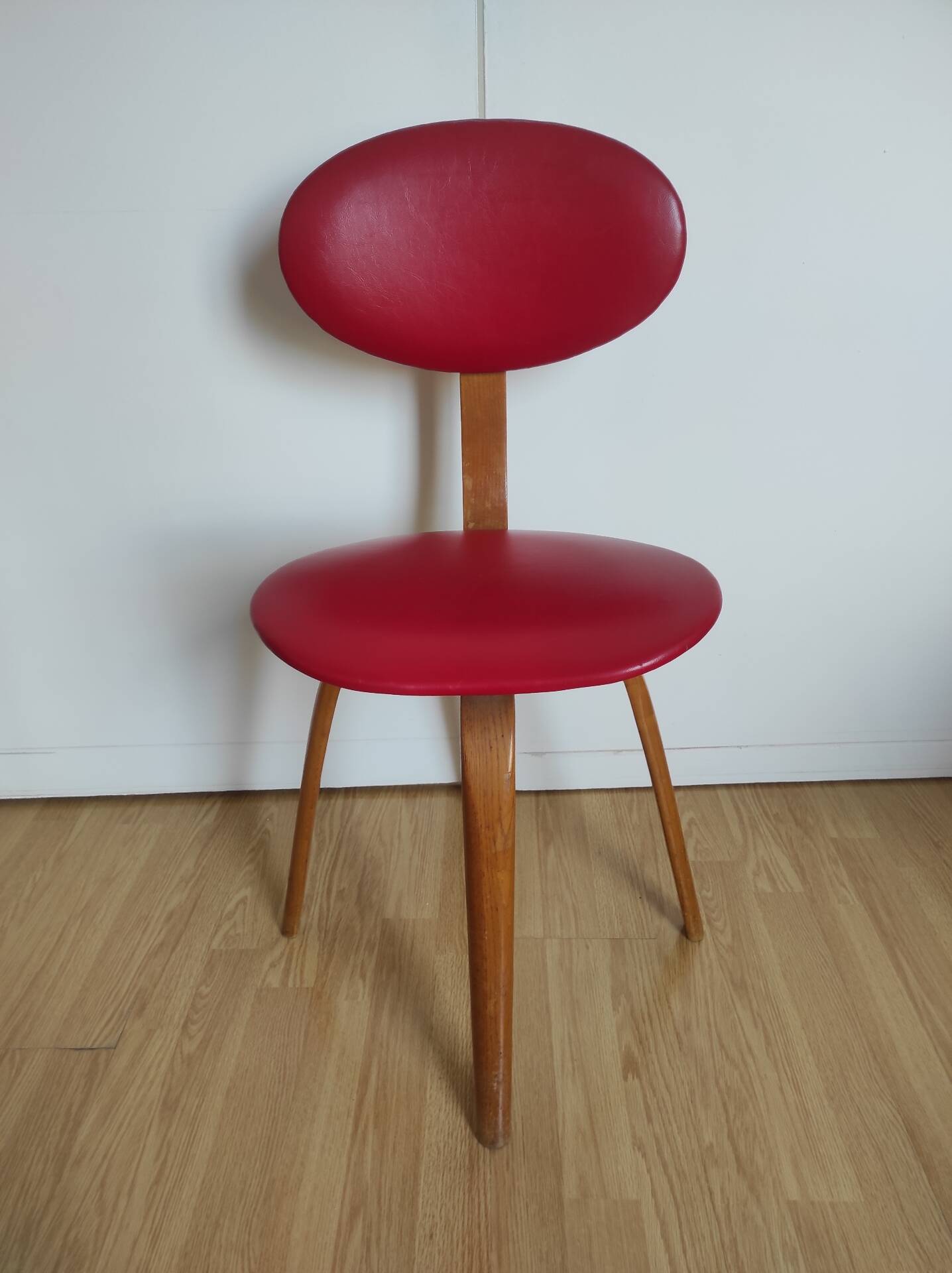 Vintage Bow-Wood chair by Steiner - red seat and dark wood