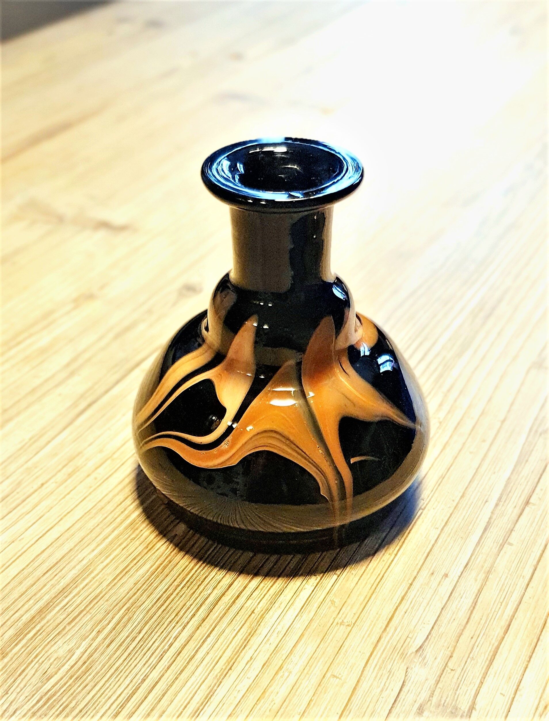 Soliflore vase in marbled glass signed Maure Viel