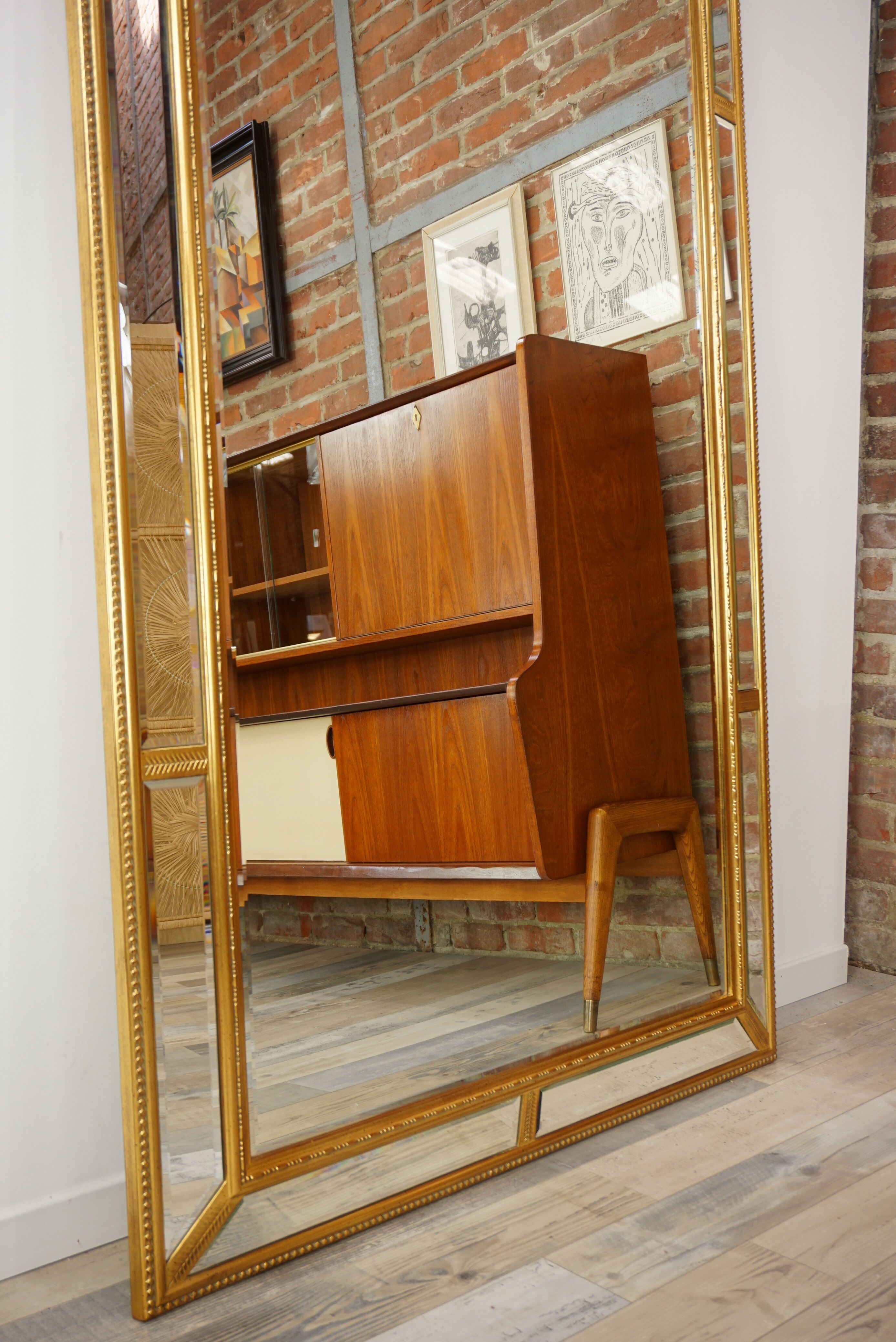 Bevelled and close-to-close mirror 109x194cm