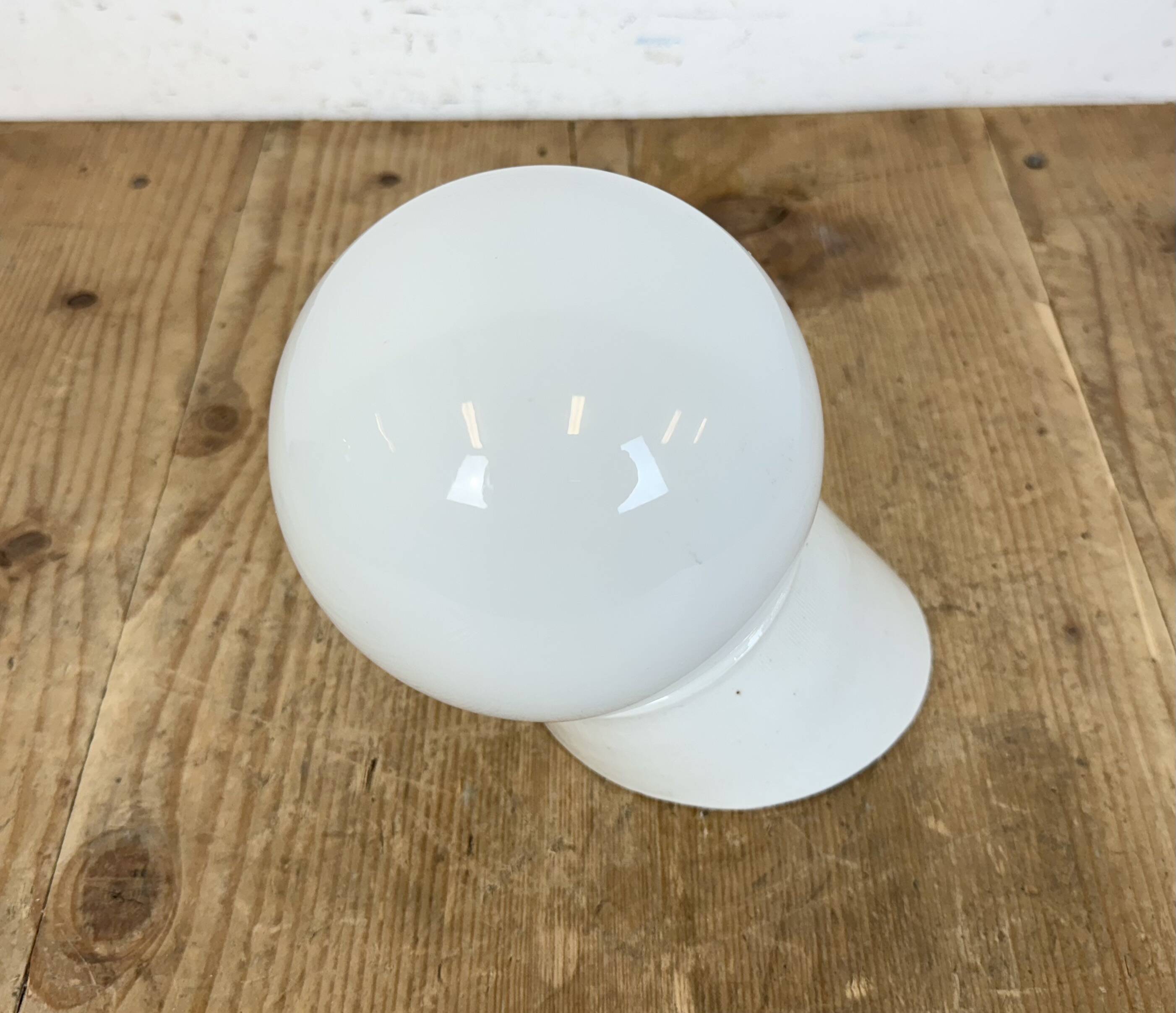 Vintage White Porcelain Wall Light, 1970s