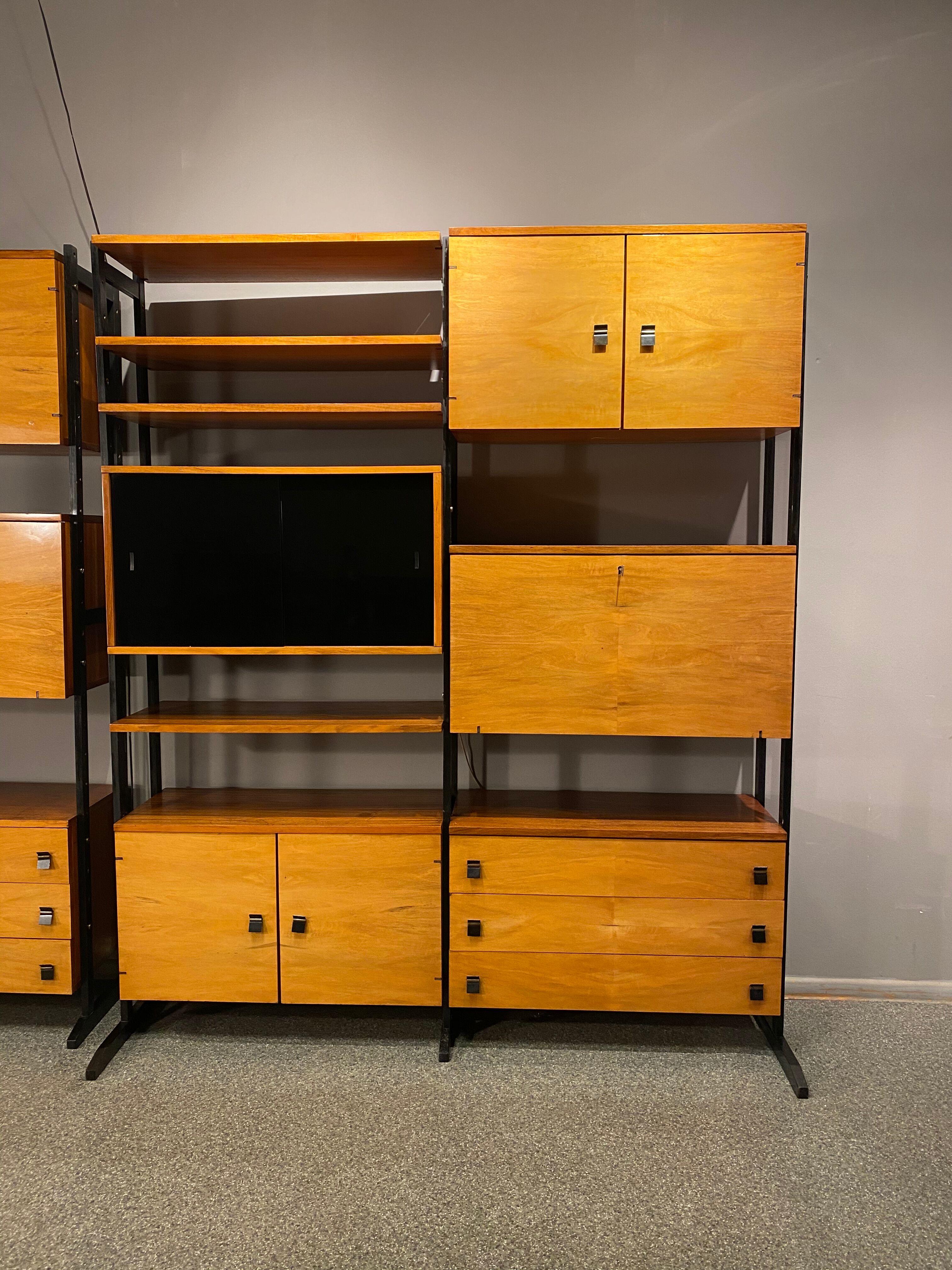 Book case Modular Walnut vintage 60’