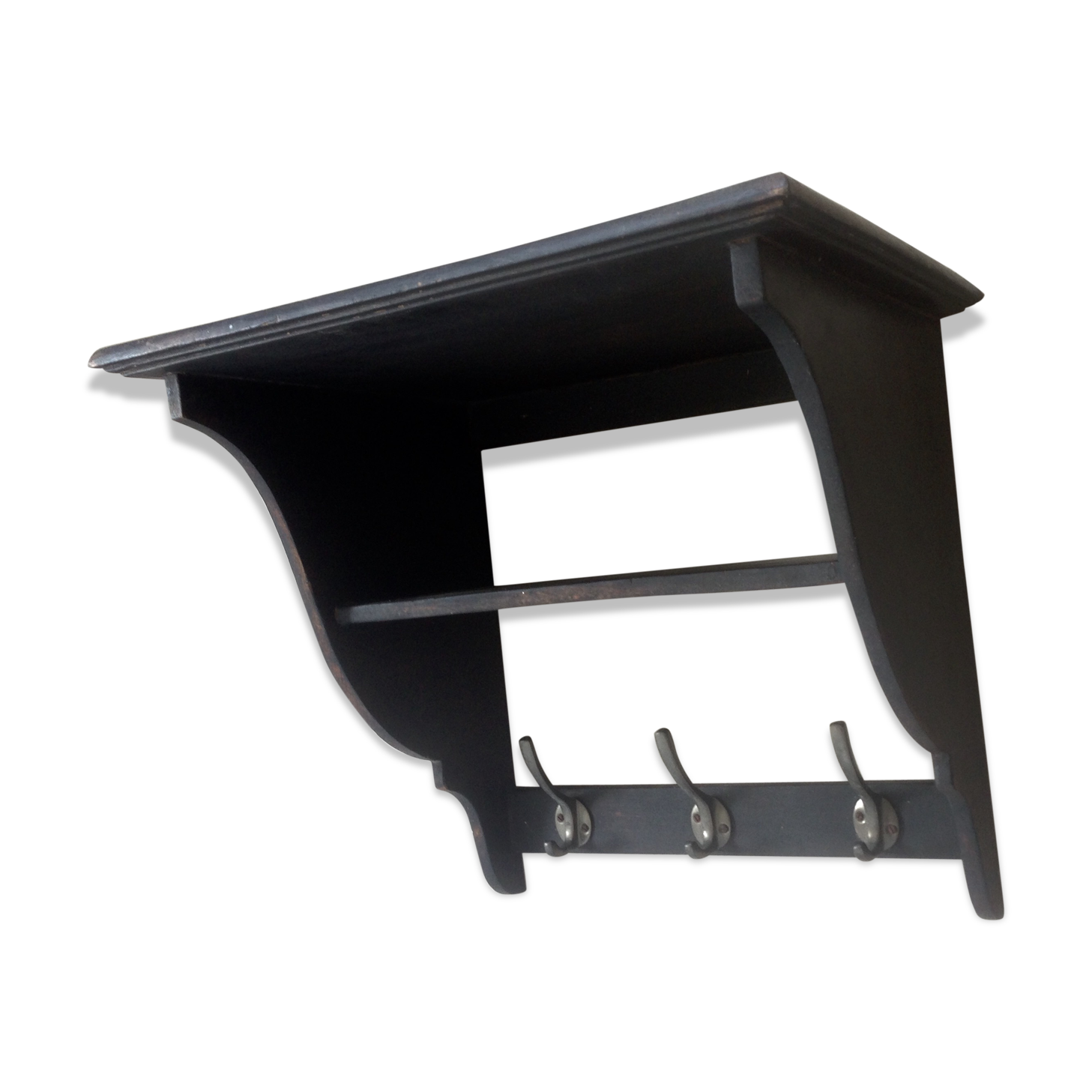 Shelf to double to three year 50 pegs