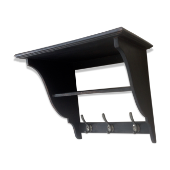 Shelf to double to three year 50 pegs