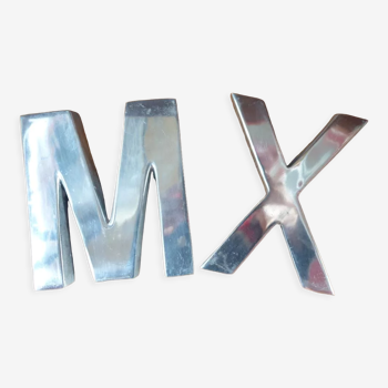 Lettres inox H15 à poser M et X