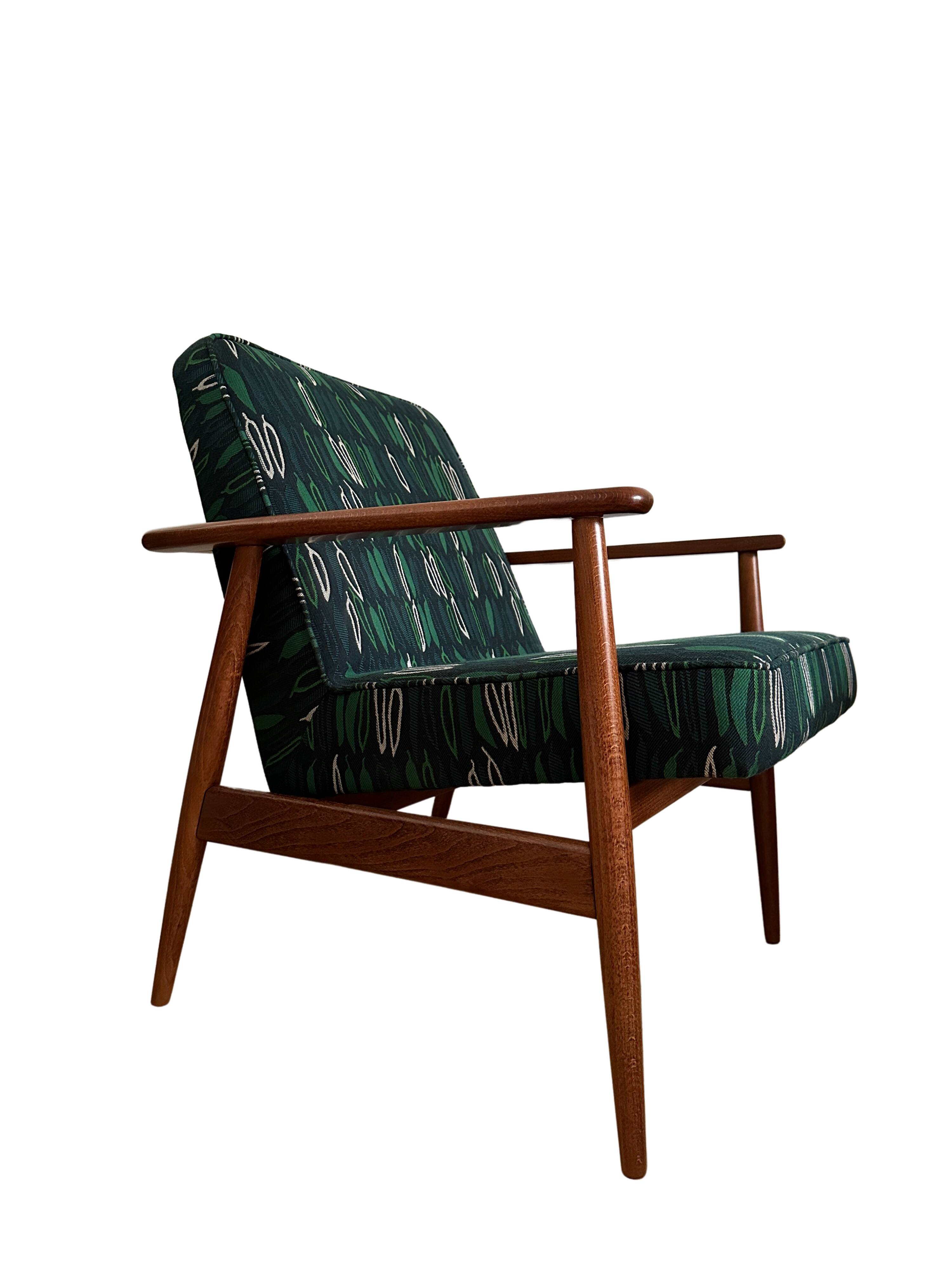 Set of Midcentury Armchairs, by Juliszu Kędziorek in Green Jacquard, 1960s