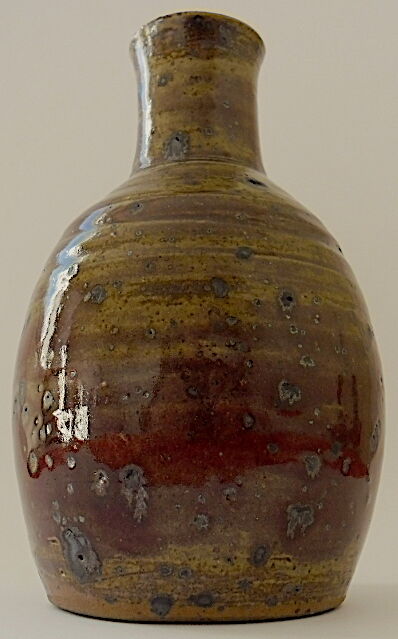 Pansu vase in red sandstone
