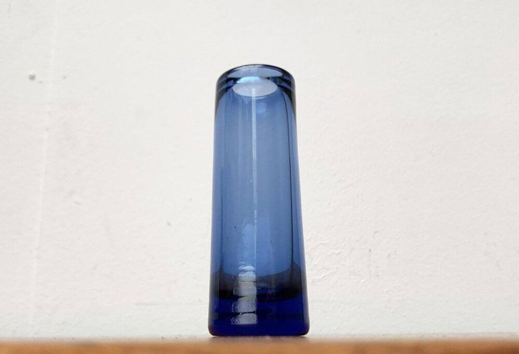Glass vase from the Danish Labrador series by Per Lütken for Holmegaard, 1950s.