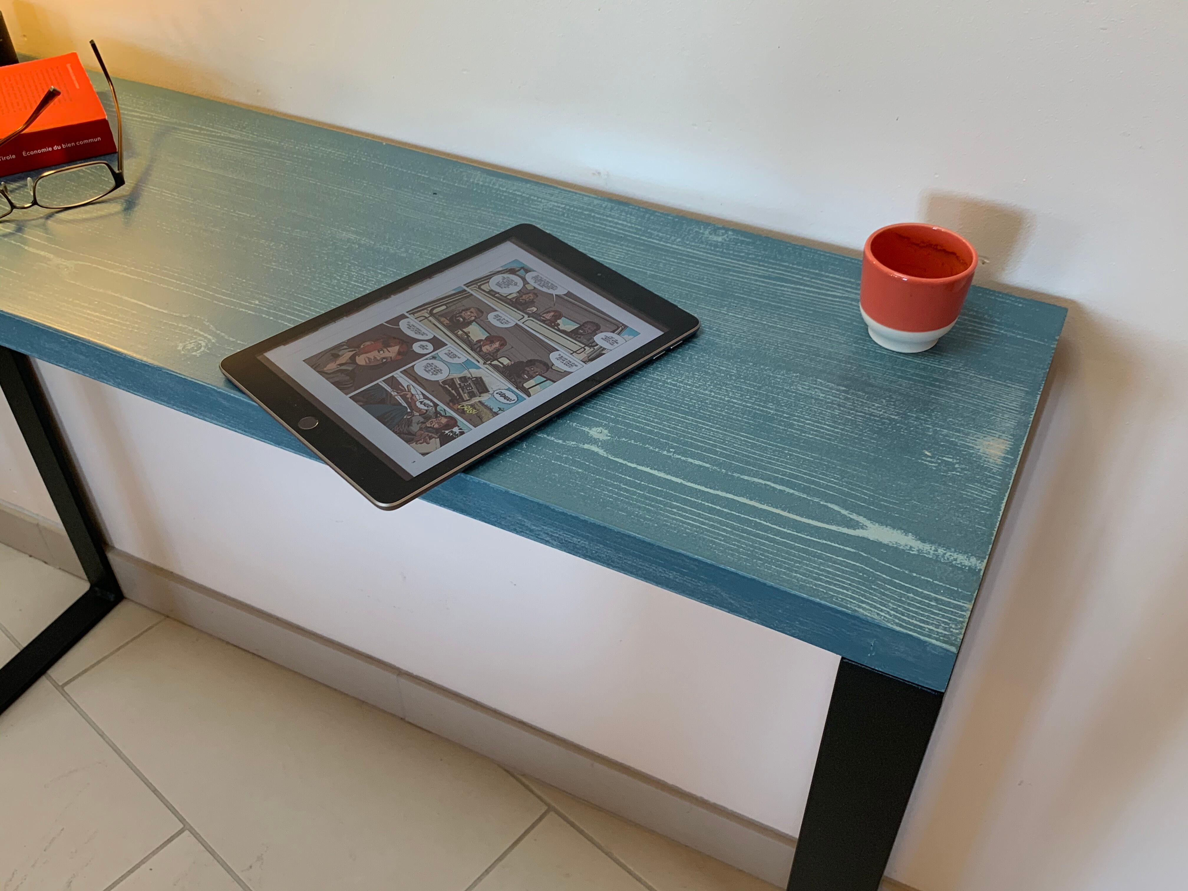 Console tray wood base footing steel