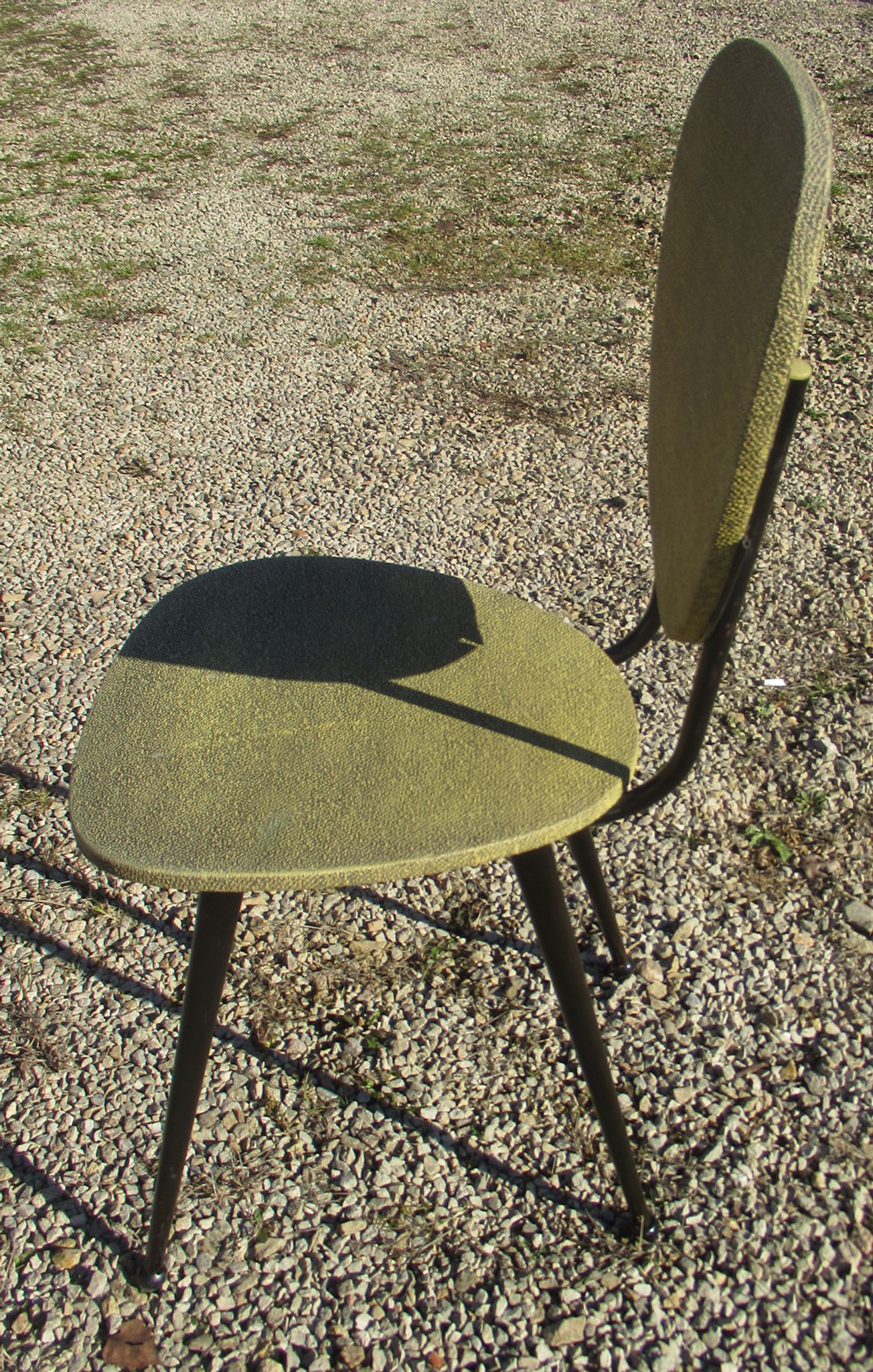 2 vintage chairs, metal and skaï