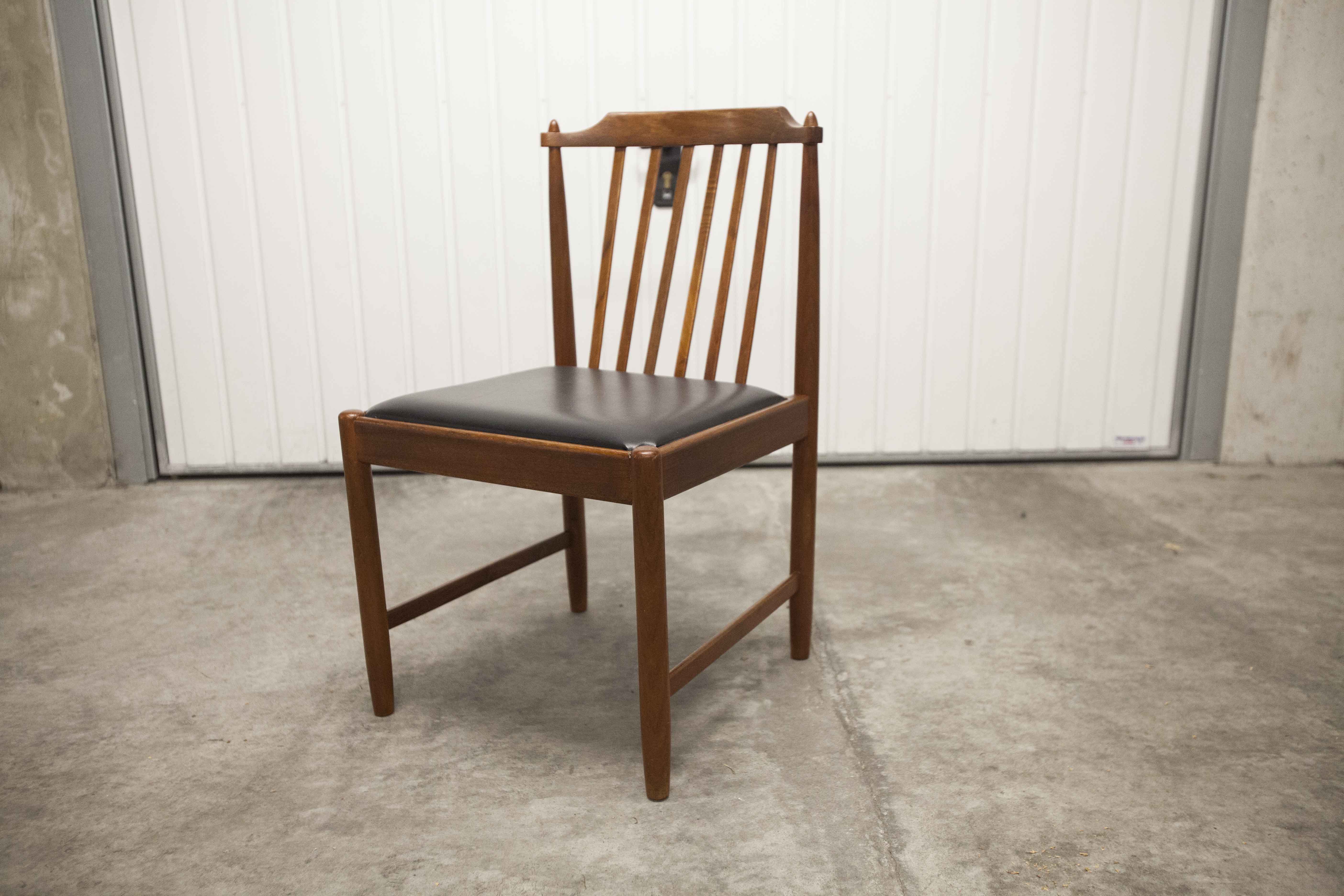 Chaise scandinave 1960 en teck et skaï
