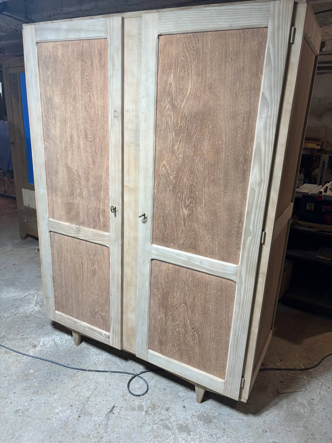 Armoire parisienne bois naturel