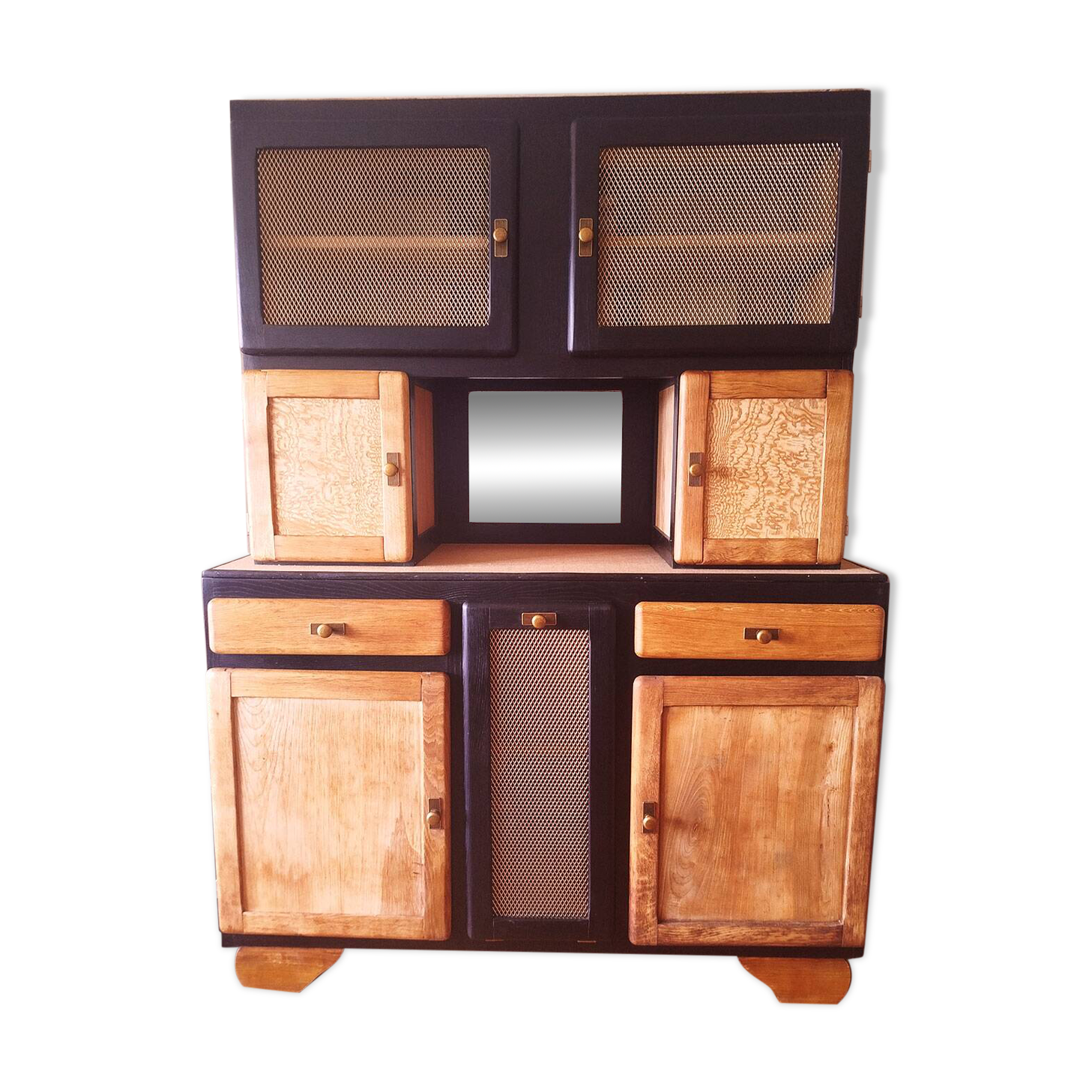 Vintage Mado buffet from the 1950s, restored and revamped, made of solid oak.