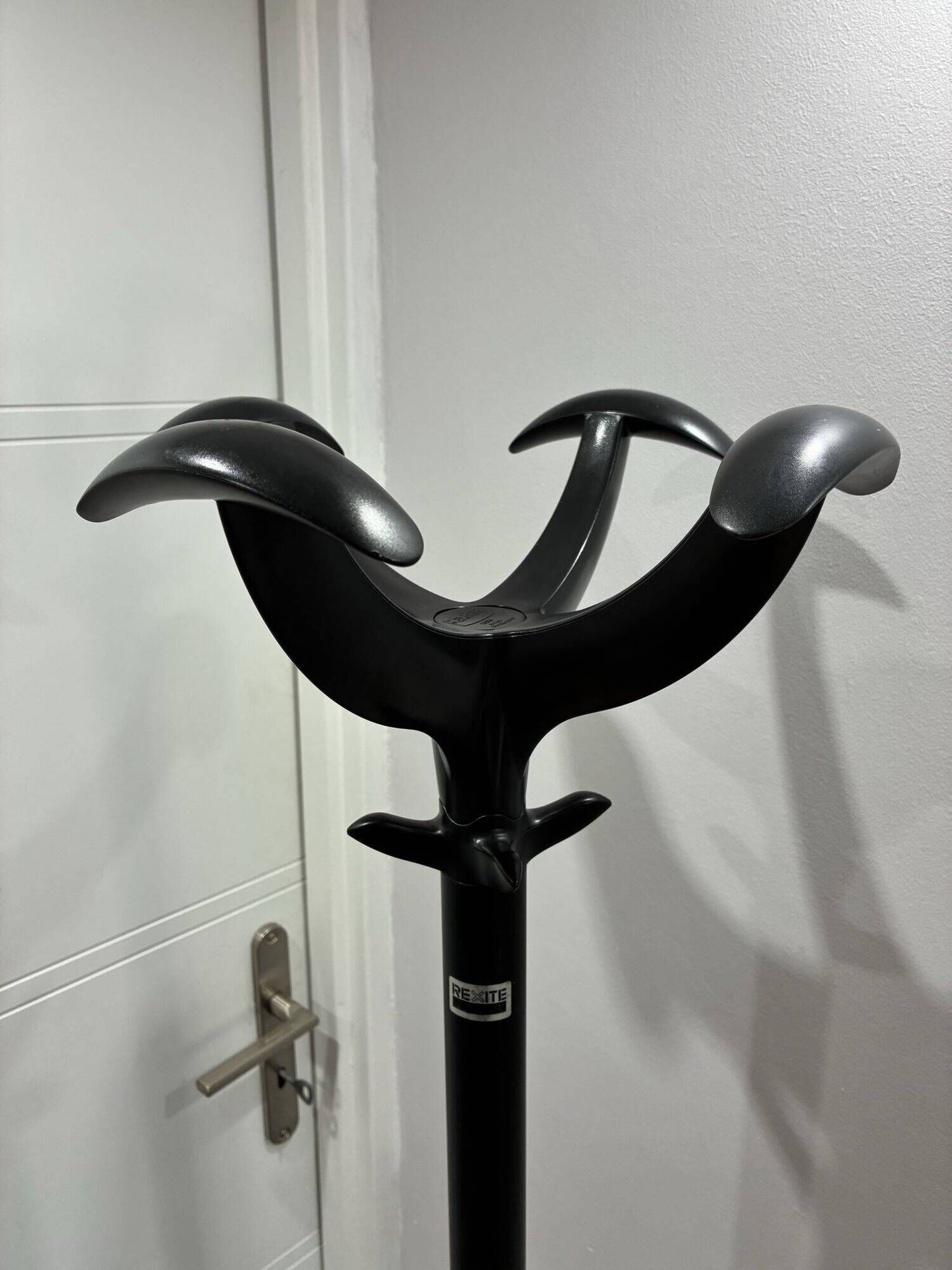Rexite Cactus 1070 coat stand by Raul Barbieri, 1990s