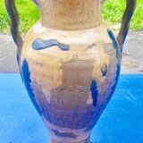 Vase breton ancien en grès décor couple breton et vue d'Auray signé