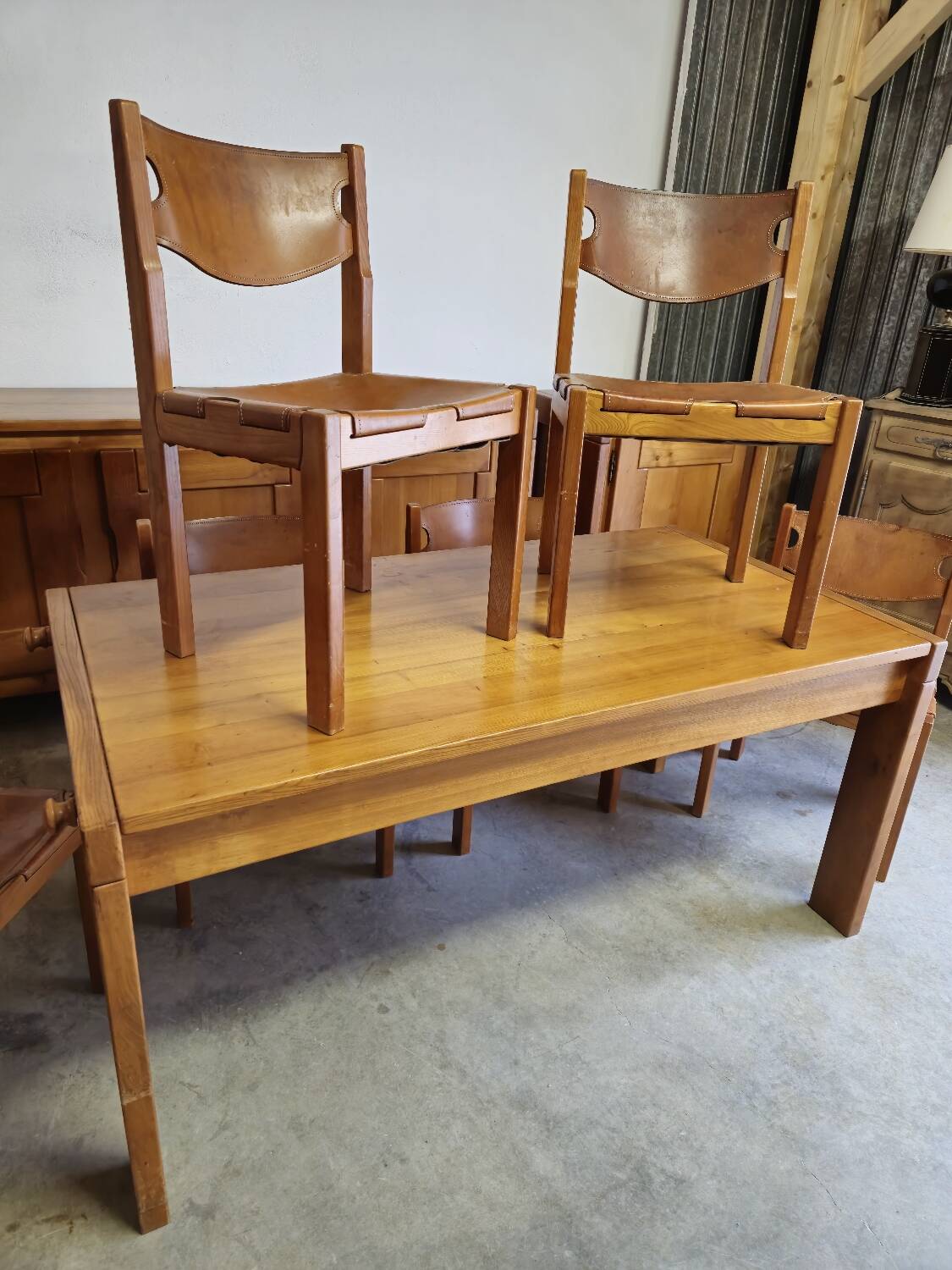 Dining room set table and 6 chairs Maison Regain in Elm