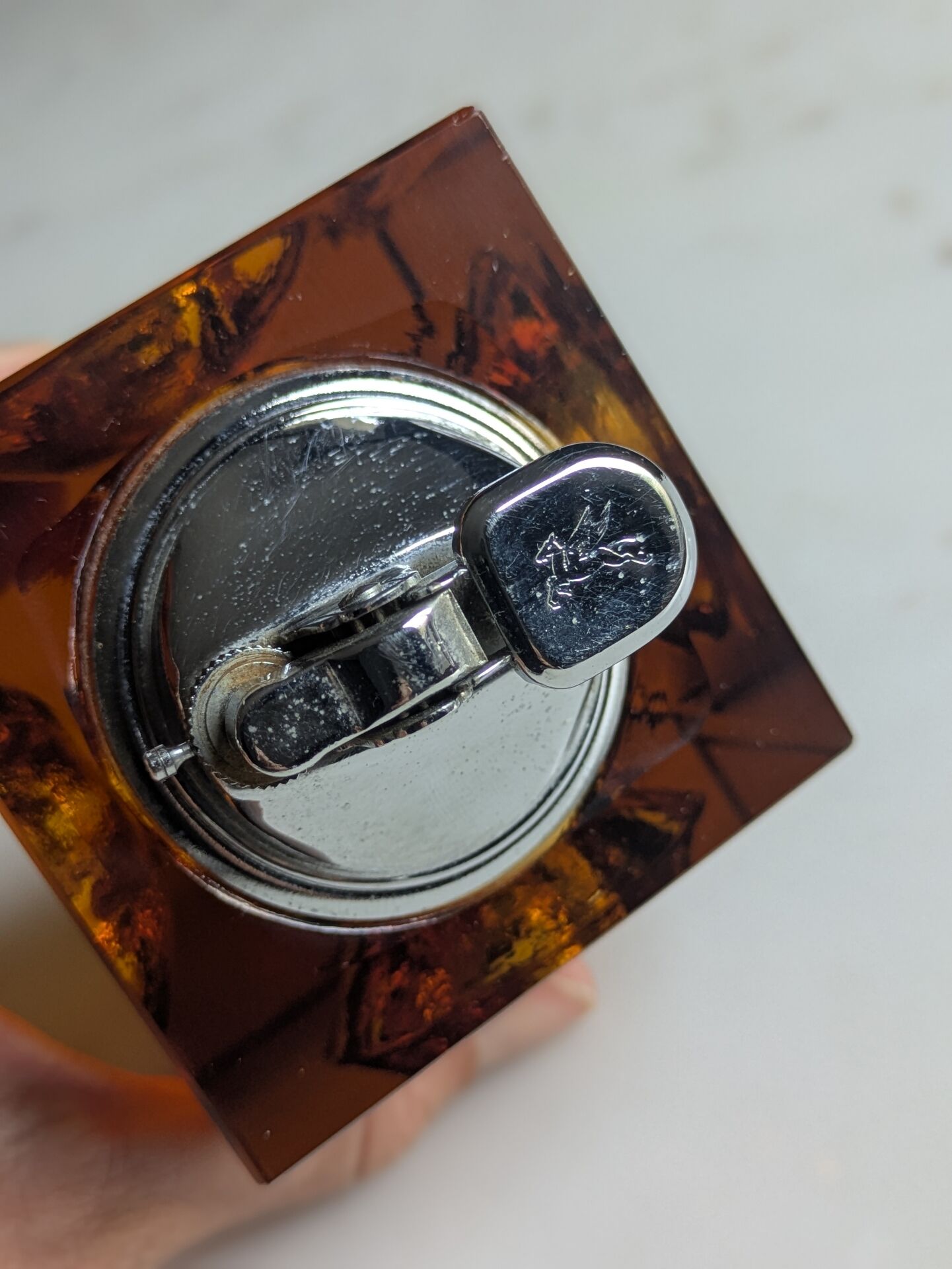 Briquet, 1970
