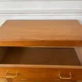 Vintage wooden chest of drawers