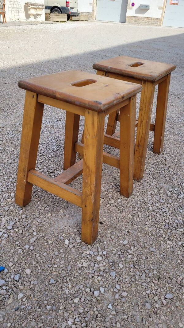 Paire de Tabourets en bois de Gare 1950s