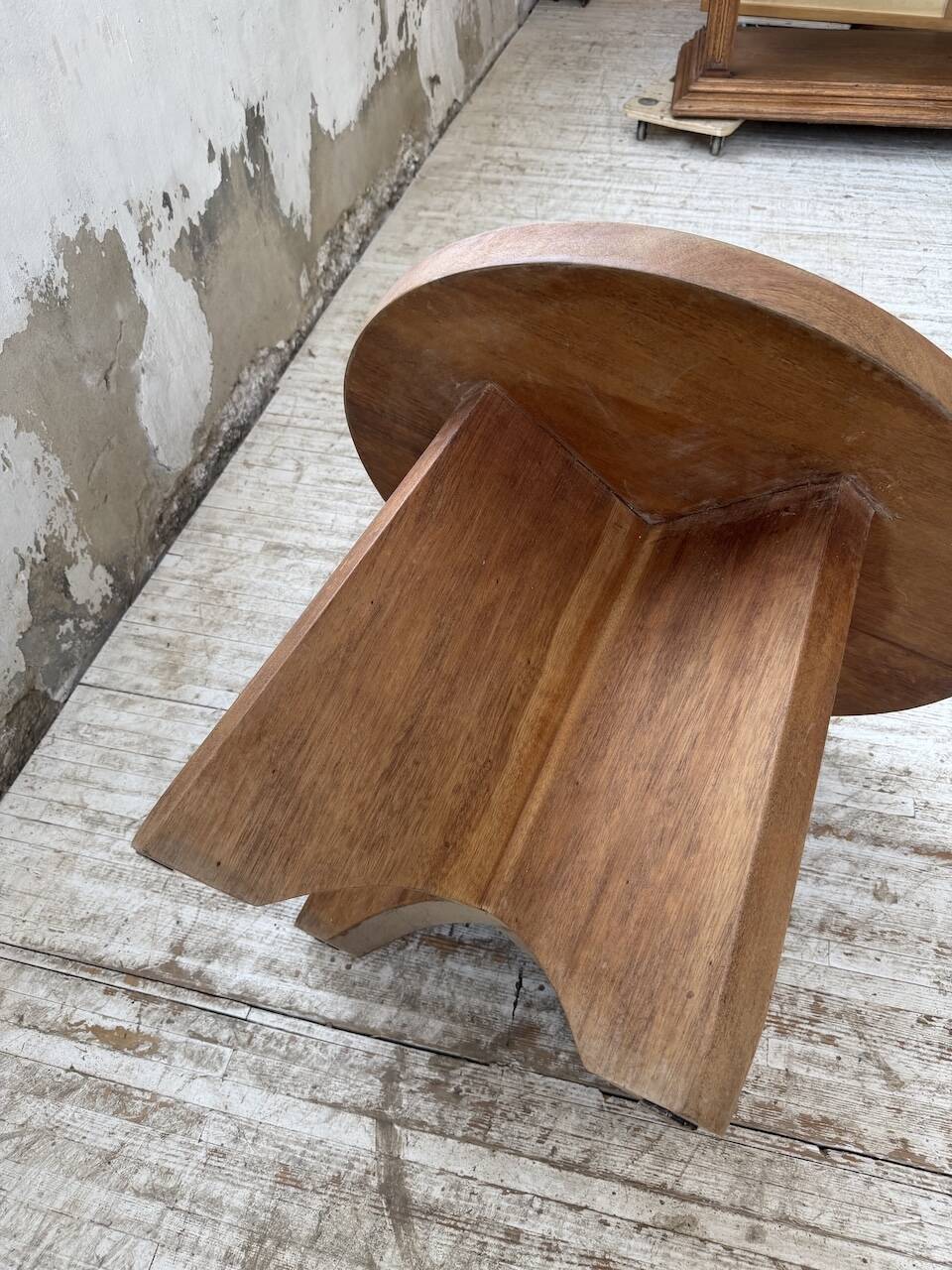 Constructivist gueridon 1950 mahogany