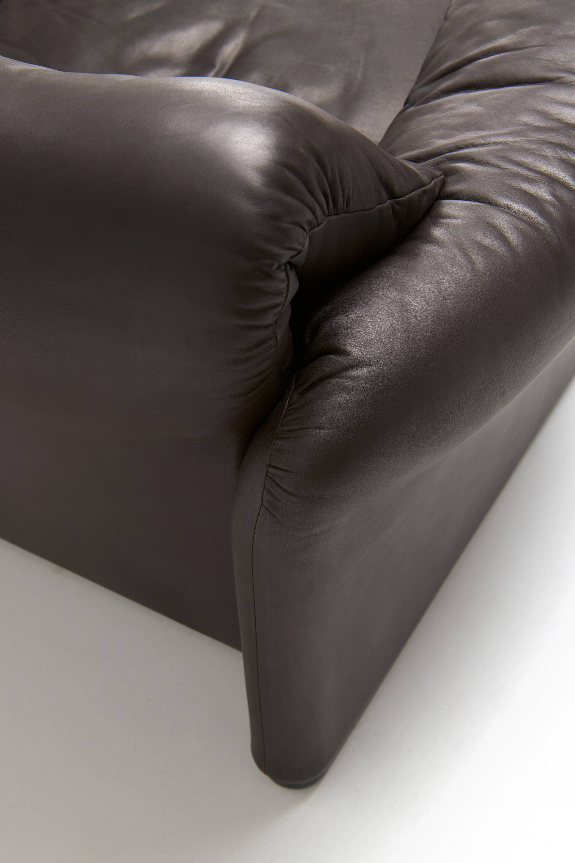 'Maralunga' 2-seater Sofa - Vico Magistretti