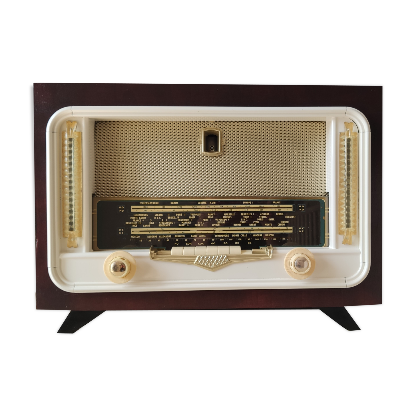 Fully refurbished 195X Marval radio station with Bluetooth-enabled