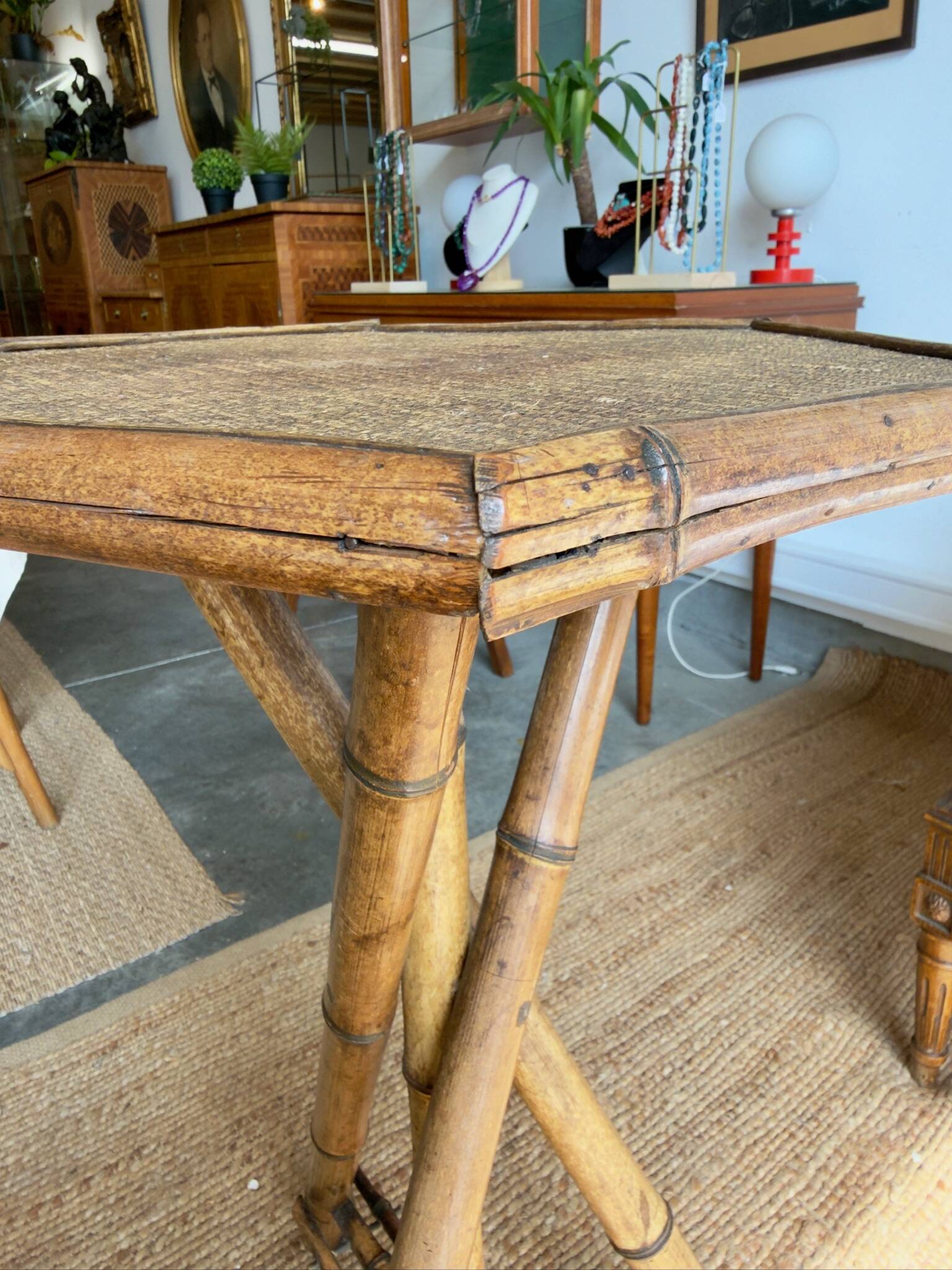 Vintage bamboo side table – Riviera spirit