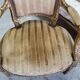 Paire de fauteuils en bois dore style Louis XVl