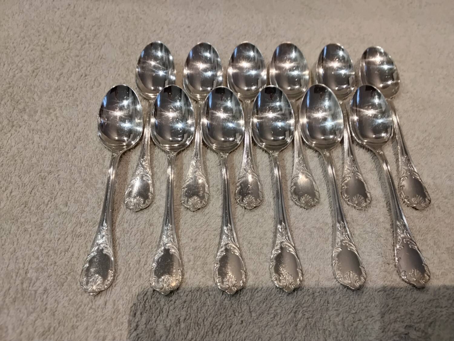 12 silver-plated metal teaspoons by Christofle Marly, 13.6cm
