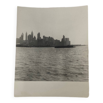 Vintage photo of New York in the 1950s, 6/6 format