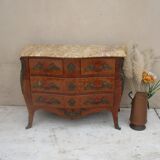 Dresser en marquetry style lLuis XV