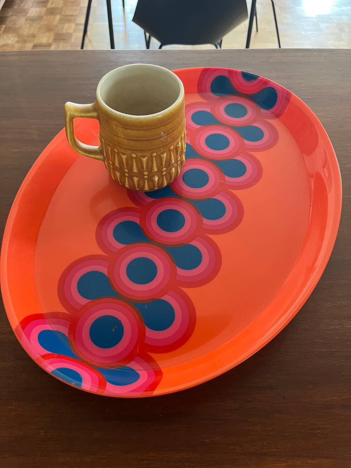 Guzzini orange plate, Ornella Noorda, 1970 design