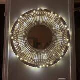 Decorative mirror in woven sun cane