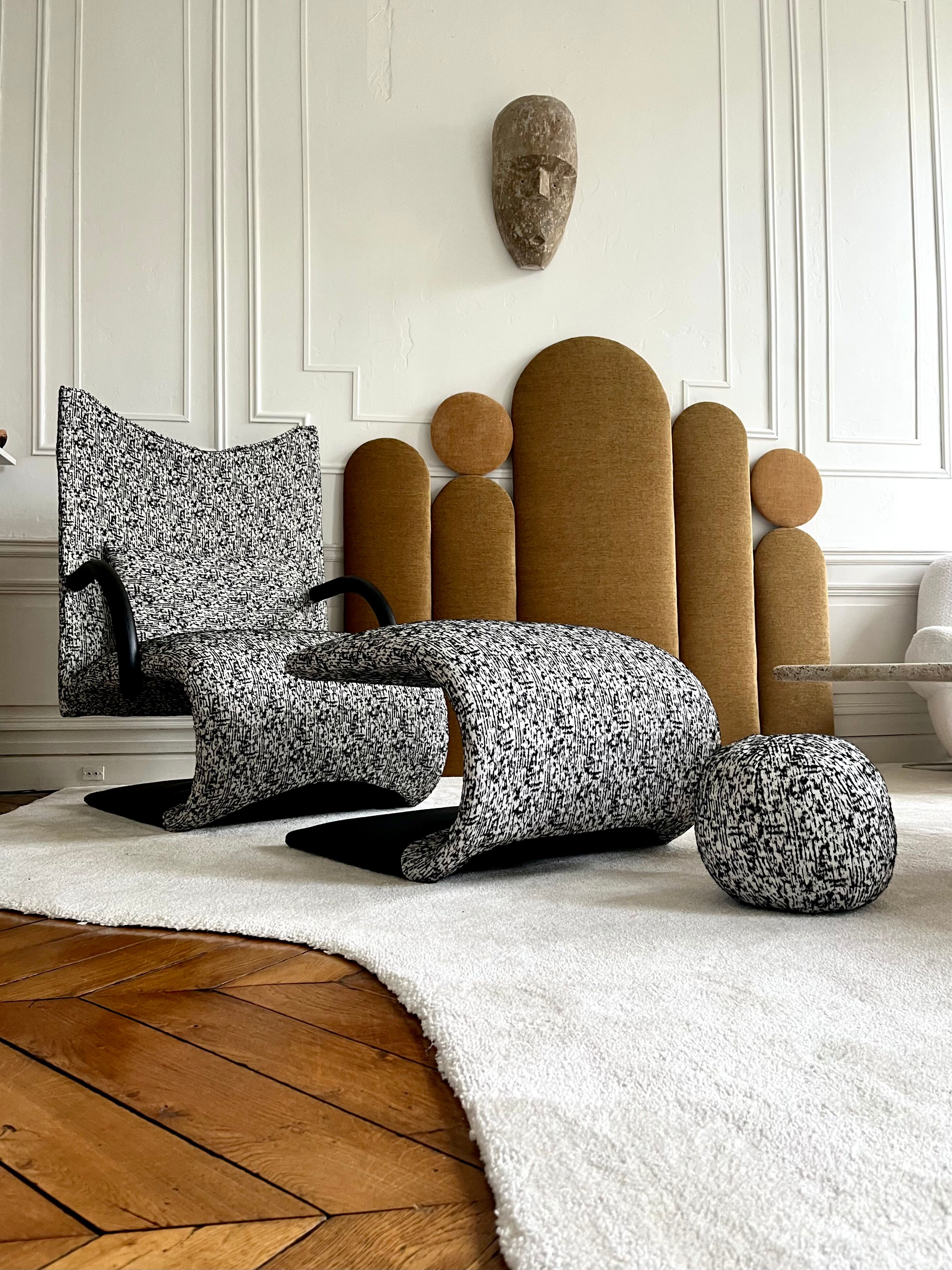 Armchair set and footrest vintage design line Roset Zen