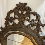 Large mirror or trumeau with beadwork in carved and gilded wood. Italian work from the beginning of the 19th century
